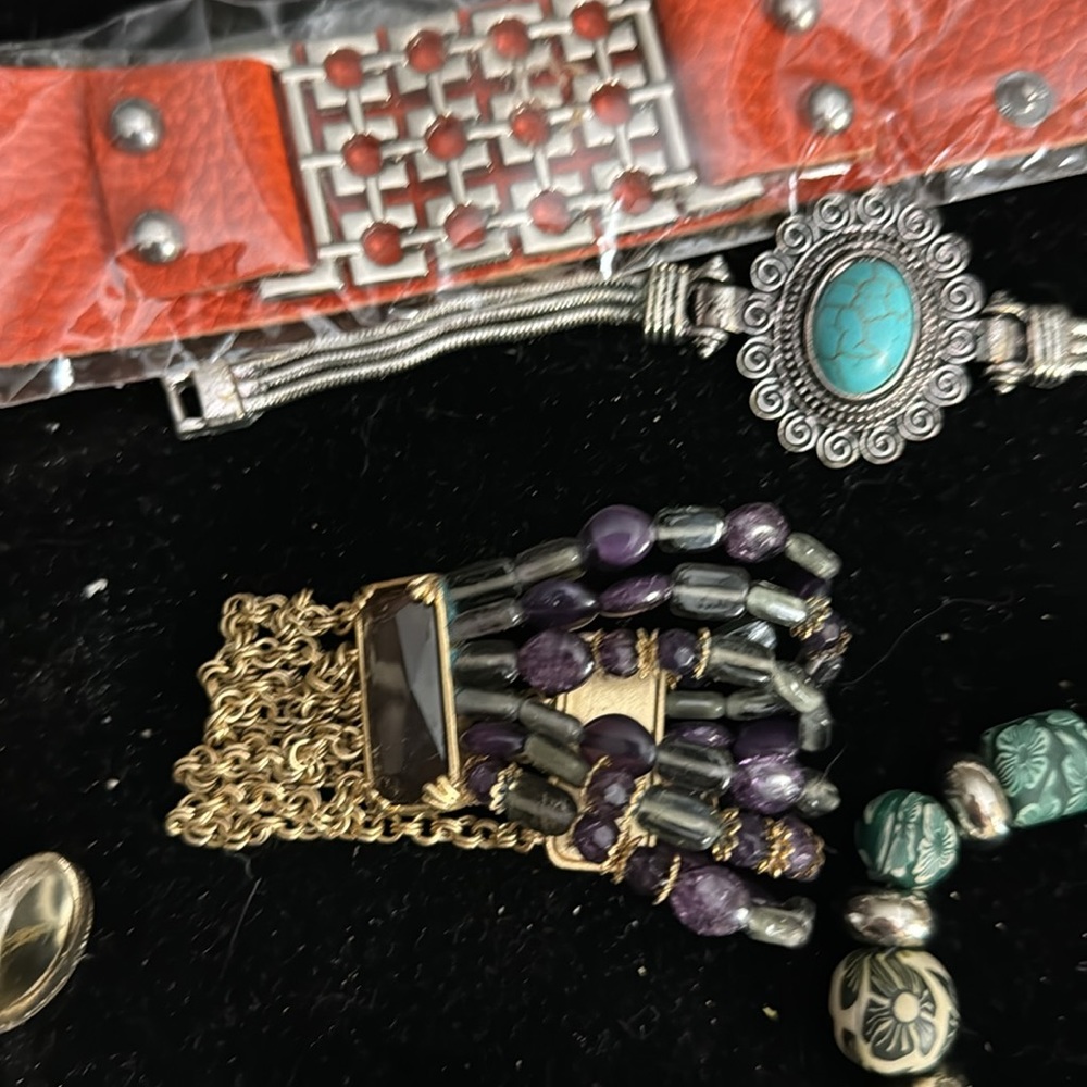 Lot of bracelets - Picture 7 of 8